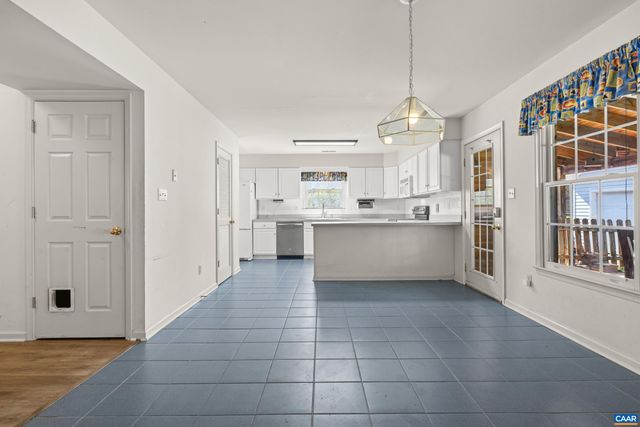 1547 BROAD CROSSING RD, Charlottesville, VA 22911
