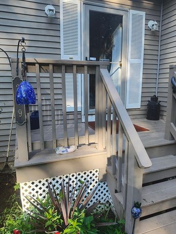 299 River St, Leicester, MA 01524