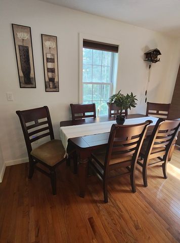 299 River St, Leicester, MA 01524