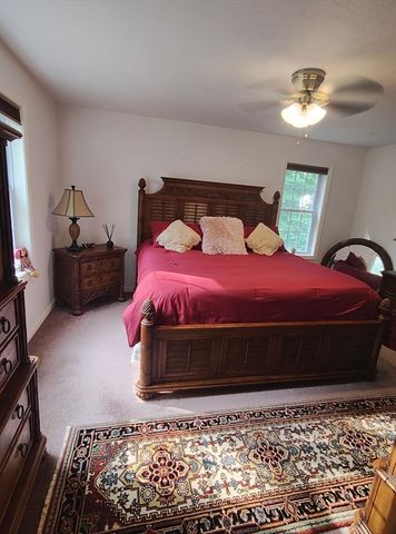 299 River St, Leicester, MA 01524