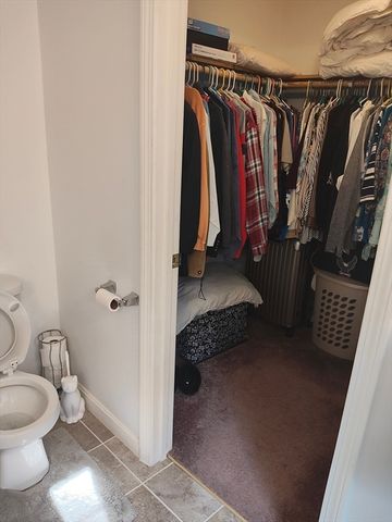 299 River St, Leicester, MA 01524