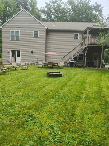 299 River St, Leicester, MA 01524