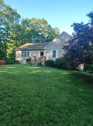299 River St, Leicester, MA 01524