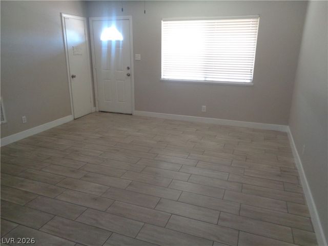6244 Evergreen Avenue, Las Vegas, NV 89107