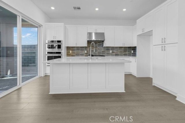 110 Pansy, Irvine, CA 92618