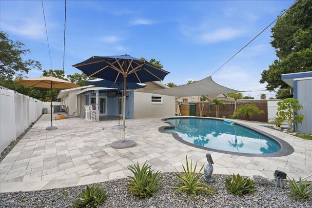 311 45TH AVENUE N, St Petersburg, FL 33703