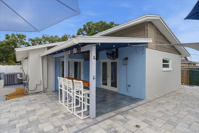 311 45TH AVENUE N, St Petersburg, FL 33703