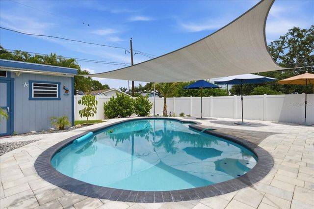 311 45TH AVENUE N, St Petersburg, FL 33703