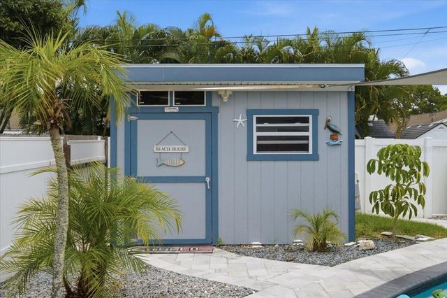 311 45TH AVENUE N, St Petersburg, FL 33703