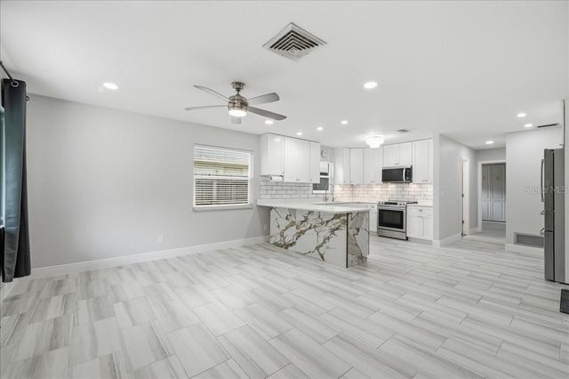 311 45TH AVENUE N, St Petersburg, FL 33703