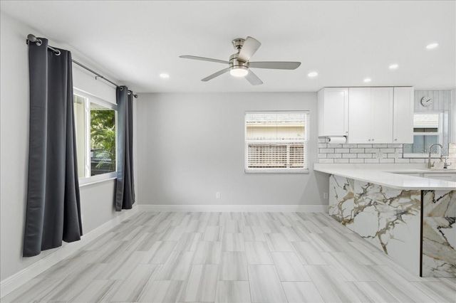 311 45TH AVENUE N, St Petersburg, FL 33703