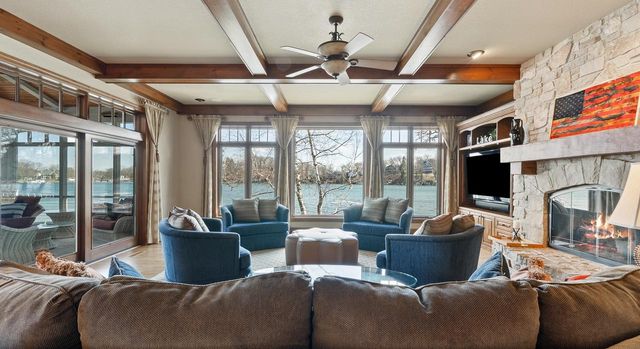 W5539 Oak Park ROAD, Elkhorn, WI 53121