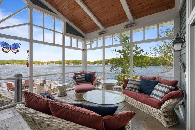 W5539 Oak Park ROAD, Elkhorn, WI 53121