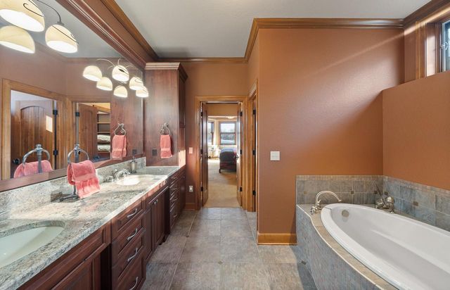 W5539 Oak Park ROAD, Elkhorn, WI 53121