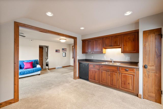 W5539 Oak Park ROAD, Elkhorn, WI 53121