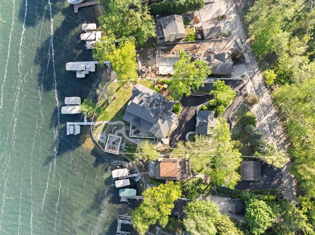 W5539 Oak Park ROAD, Elkhorn, WI 53121