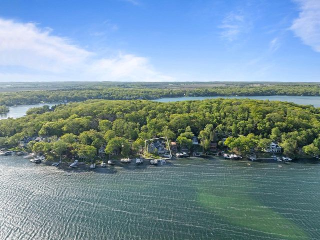 W5539 Oak Park ROAD, Elkhorn, WI 53121