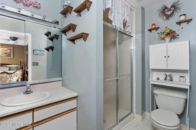 102 Carriage Hill Court, Columbus, NJ 08022