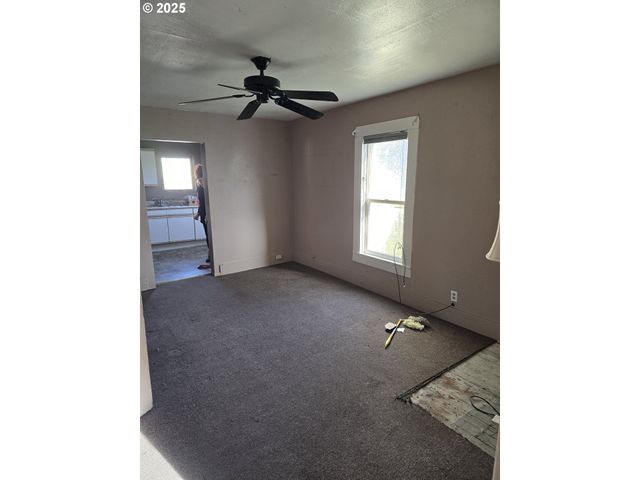 503 W 7TH St, Wallowa, OR 97885