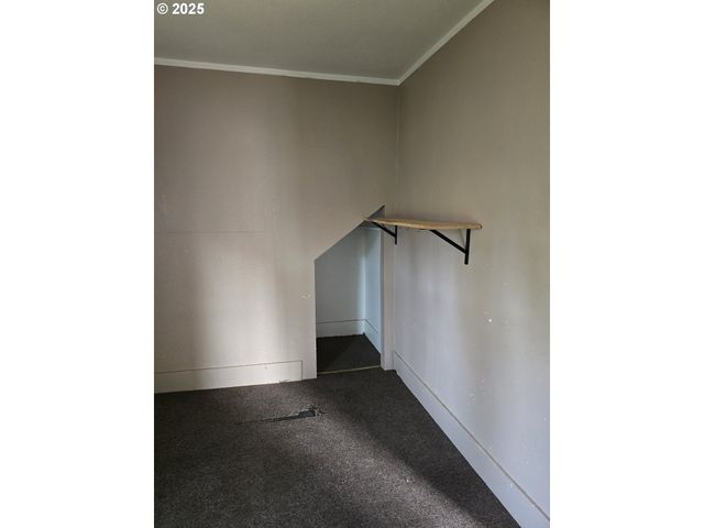 503 W 7TH St, Wallowa, OR 97885