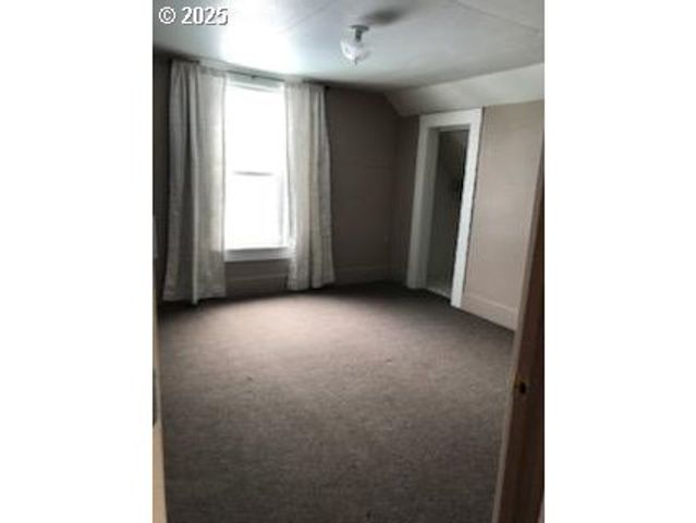 503 W 7TH St, Wallowa, OR 97885