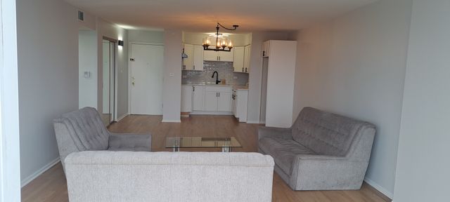7234 W North Avenue 514, Elmwood Park, IL 60707