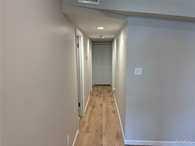 8410 Bayberry Drive, Berkeley, MO 63134