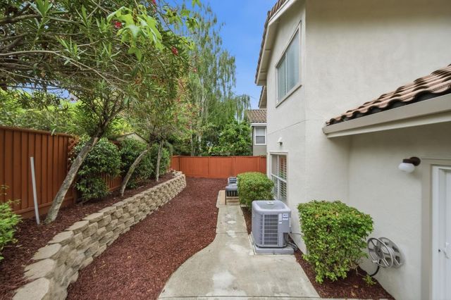 375 Montevideo Circle, Fremont, CA 94539