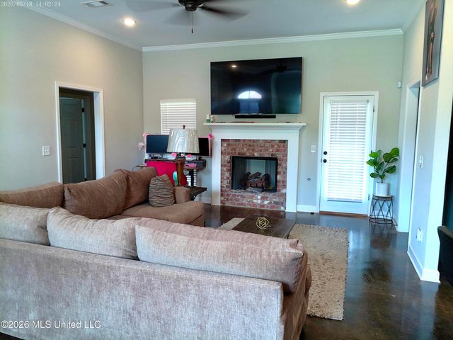 552 Fairway Avenue, Byram, MS 39272