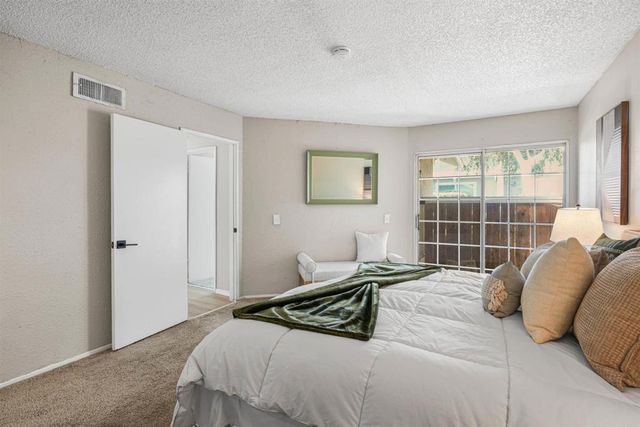 231 Riverview Way, Oceanside, CA 92057