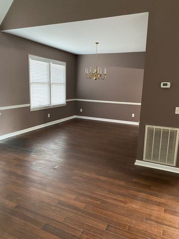 501 S Lakeridge Pl, Nashville, TN 37214
