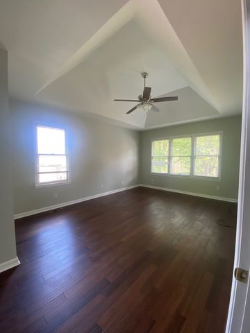 501 S Lakeridge Pl, Nashville, TN 37214