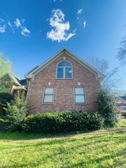 501 S Lakeridge Pl, Nashville, TN 37214