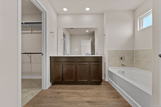 611 Fluted Shoals, Cibolo, TX 78108