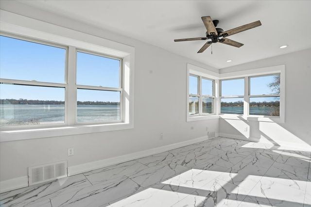297 E Lakeview Avenue 0, Round Lake Beach, IL 60073