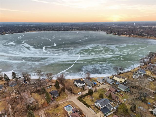 297 E Lakeview Avenue 0, Round Lake Beach, IL 60073