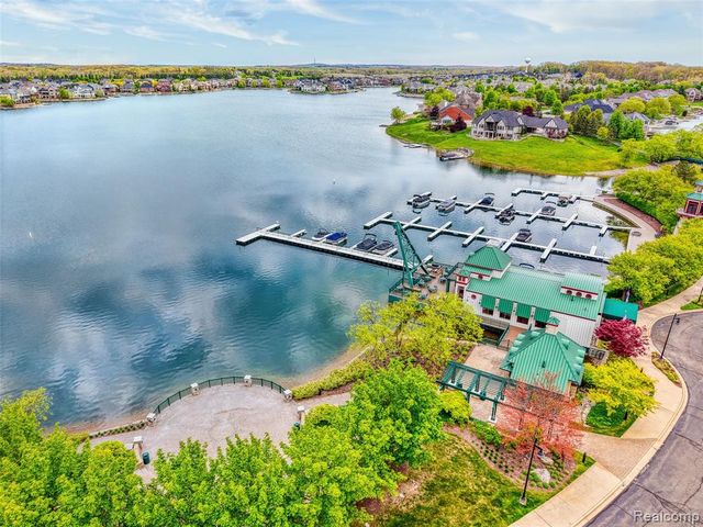 8250 Stoney Creek Drive, South Lyon, MI 48178