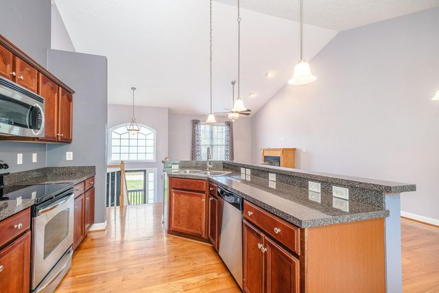 1687 Trinity RD, Troutville, VA 24175