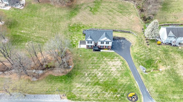 1687 Trinity RD, Troutville, VA 24175