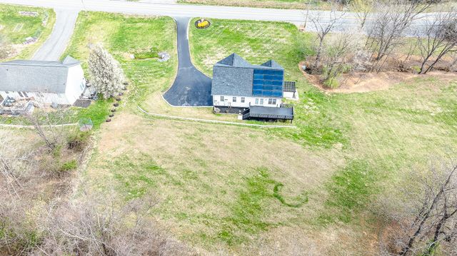 1687 Trinity RD, Troutville, VA 24175