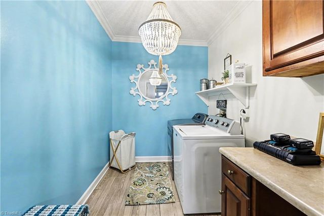 1488 Spring Hill Circle, Kernersville, NC 27284