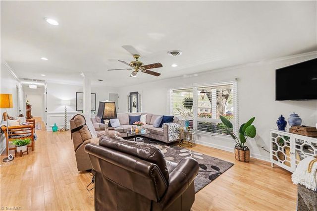 1488 Spring Hill Circle, Kernersville, NC 27284