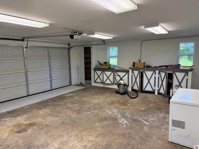 915 Tyree Road, Paducah, KY 42003