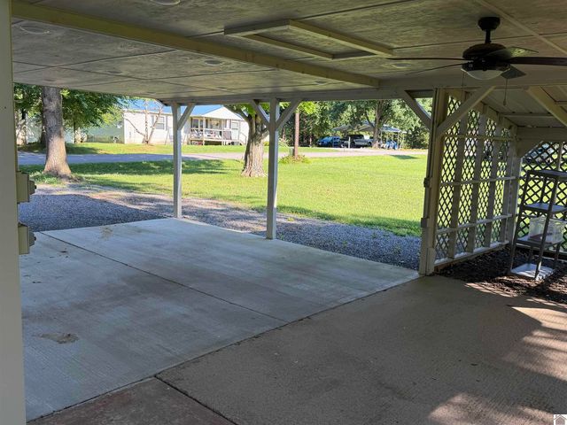 915 Tyree Road, Paducah, KY 42003