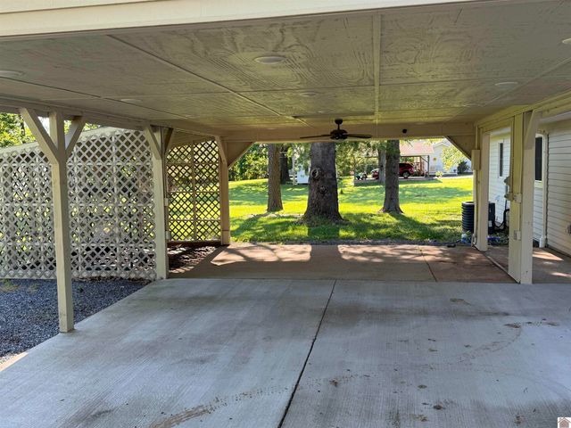 915 Tyree Road, Paducah, KY 42003