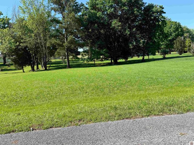 915 Tyree Road, Paducah, KY 42003