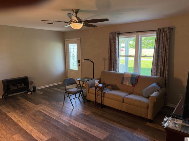 915 Tyree Road, Paducah, KY 42003