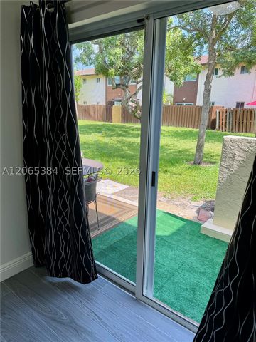 6625 Winfield Blvd 4-D, Margate, FL 33063