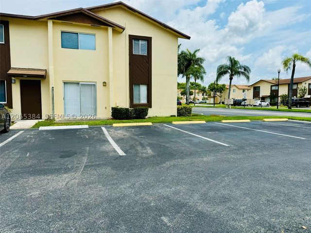 6625 Winfield Blvd 4-D, Margate, FL 33063