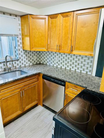 6625 Winfield Blvd 4-D, Margate, FL 33063